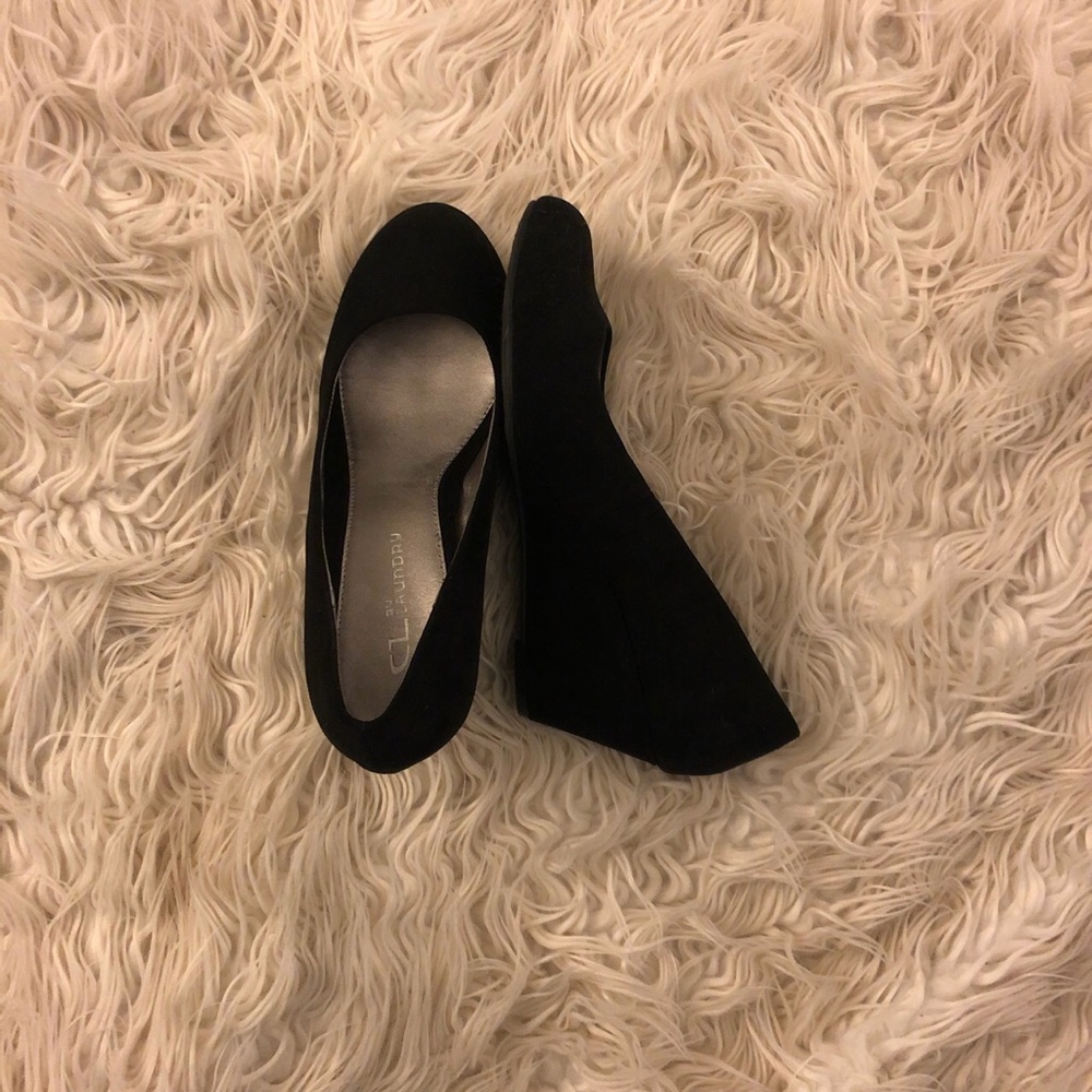 Black Wedge Heels